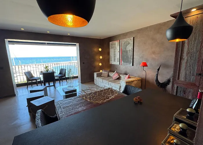 Apartmán Au Coeur Du Port De - Au Luxe Discret - Garage Individuel Prive
