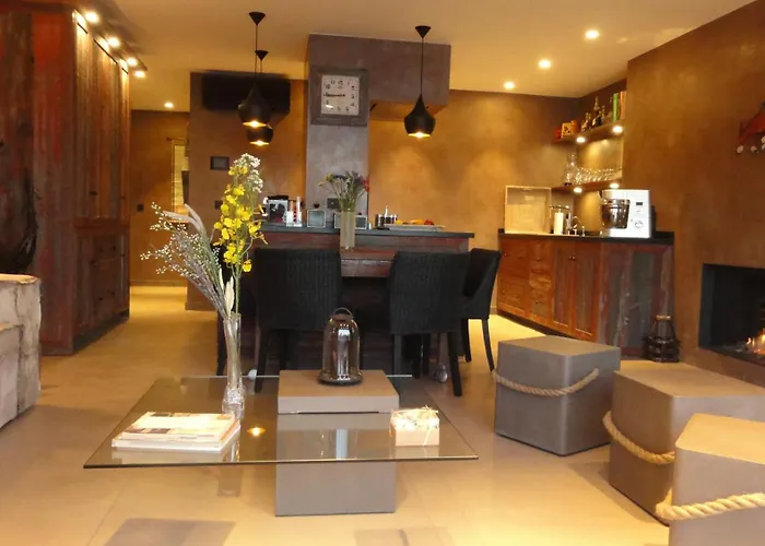 Au Coeur Du Port De - Au Luxe Discret - Garage Individuel Prive 히에레